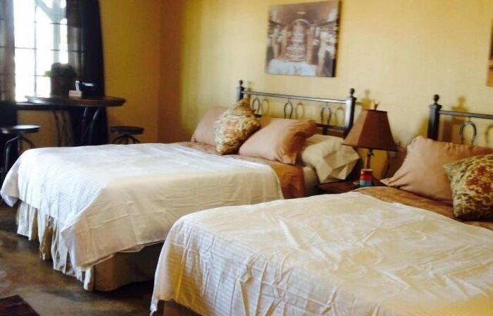 HH Creek Inn