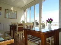 Tulip Guesthouse - Pensions