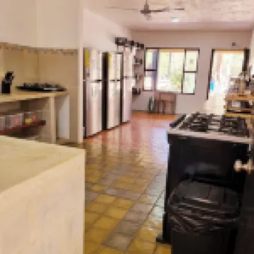 Casa Pura Vida Surf Hostel - Tamarindo Costa Rica