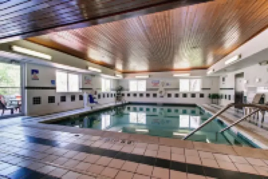 Baymont by Wyndham Kirksville University Area Hotels in Adair County