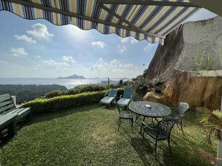 Creole Pearl Self-Catering Отели в г. Гласи