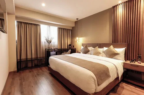 Reforma Capital Inn - 4-Star