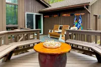 Game Room! Mid-Century Escape in the Northwoods - 3-Star