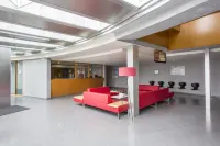 Residencia Universitaria Resa O Castro Отели в г. Туя