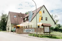 Gasthof Schloßbraeu Lintach Các khách sạn gần Rathaus Amberg