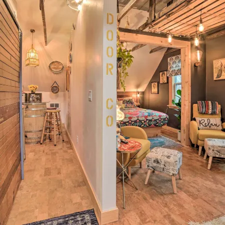 Steps to Waterfront and Dtwn Sturgeon Bay Escape!