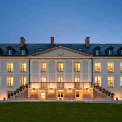 Dolce by Wyndham Versailles - Domaine du Montcel Hotel Exterior