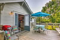 Restored Mars Hill Home on 1 Acre Walk to Town! - parking