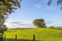 Kendal - Gothic Hall - Luxury Rooms or Apartment