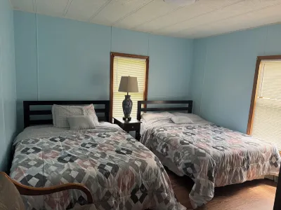3 bedroom lakefront vacation home