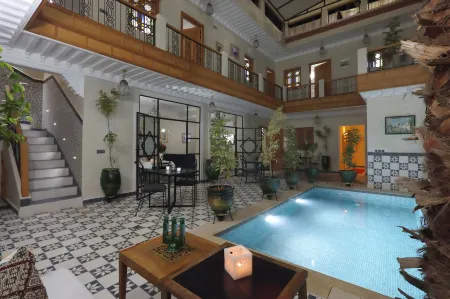 Riad Banatti Отели рядом с достопримечательностью «PalmGolf Marrakech Palmeraie»