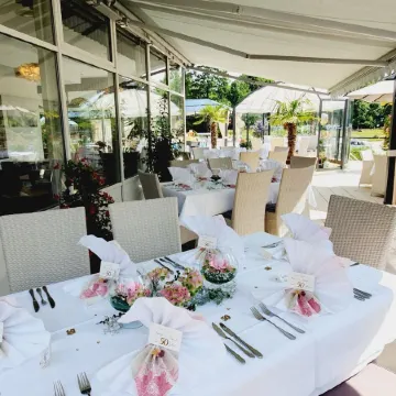 Eden Hotel