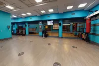 Village Hotel Wirral - Fitnessstudio