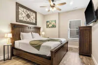 On The Rocks - Home for 16!