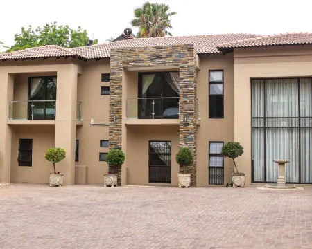 Letsatsing Lodge Hotels in Rustenburg