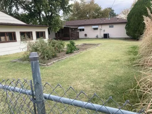 Cozy 3-bedroom 2 bathroom house فنادق في رسل