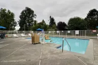 Motel 6 Tumwater, WA - Olympia - Pools