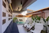 Palm Suites - Beach