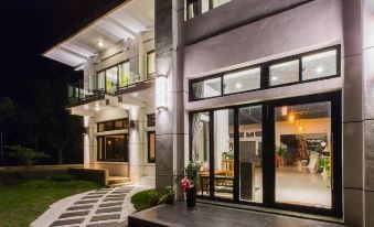 Moonstone B&B
