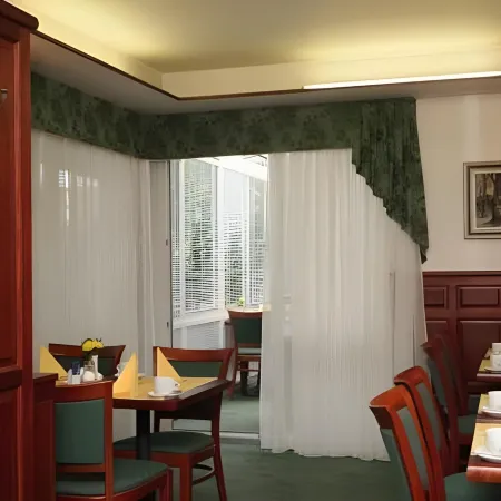 Hotel Peko Отели рядом с достопримечательностью «Прага 11»