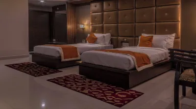 Hotel Heavens Park Hoteles en Bilaspur