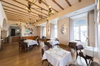 Lisboa Carmo Hotel