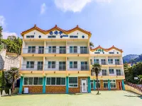 Geoje Island Milky Way Pension Hotels near Hakdong Mongdol Beach