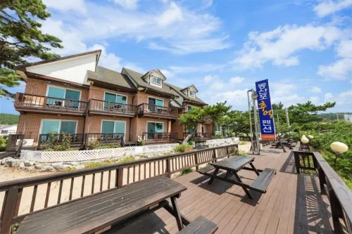 Taean Mongsanpo Memory Pension