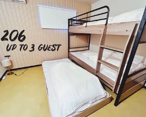 Kiiiya Cafe&Hostel 安曇野市のホテル