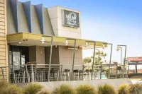 Nightcap at Excelsior Hotel Hotel berhampiran Epping RSL Bistro