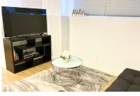 Awesome suite in Riverview. Few minutes walk to Mill Creek Trail Park!