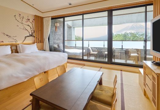 구모노우에 후지 호텔 내부