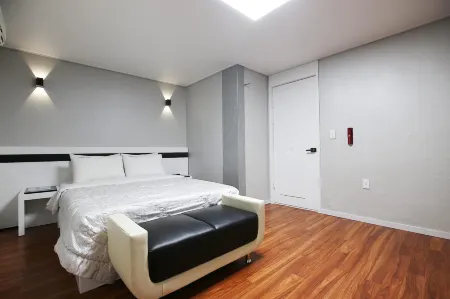 Cheongju Skytel Отели рядом с достопримечательностью «Национальный университет Чунбука Гасин Кампус»