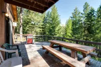 Conconully Cabin on 42 Private Acres Near Hiking! - 3-Star
