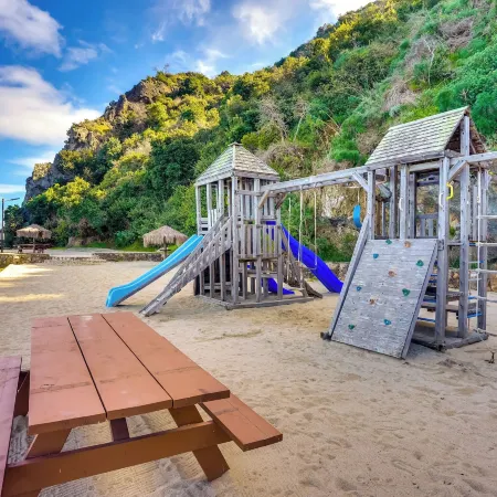 Gorgeous Catalina Island Condo with Golf Cart!