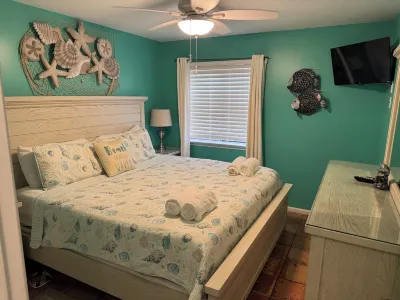 Gorgeous Gulf Front Condo on 30A! Back Porch Opens to Private Beach Hotels near Kelly Green Alys Beach