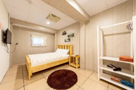 Monica Workshop Các khách sạn gần Green Lake