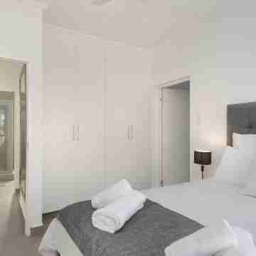 Ballito Village 69 by HostAgents Rooms