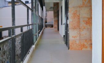 City Seviced Apartment