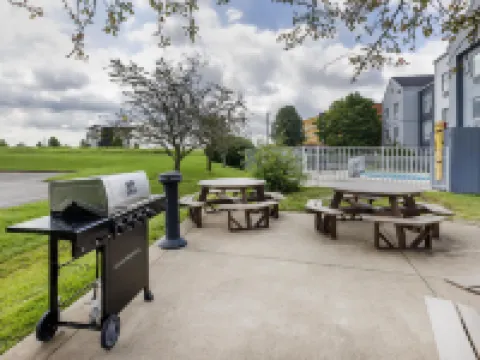 Best Western Louisville South/Shepherdsville Hotels in Hillview