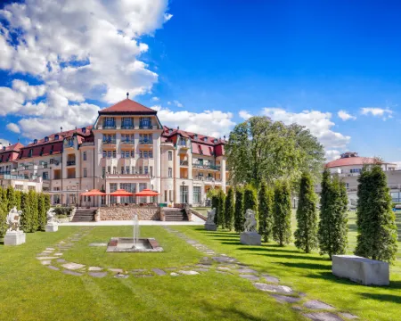 Ensana Thermia Palace Hotels in Piestany