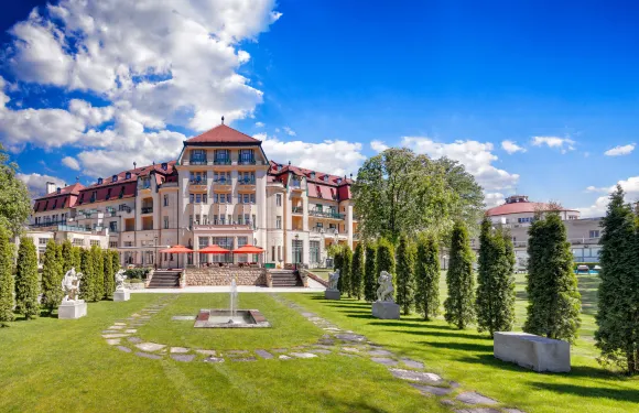 恩薩納療養宮水療酒店