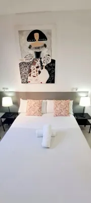 Ayz Sierra de Meira - Auto Check-in Property Hotels in Madrid