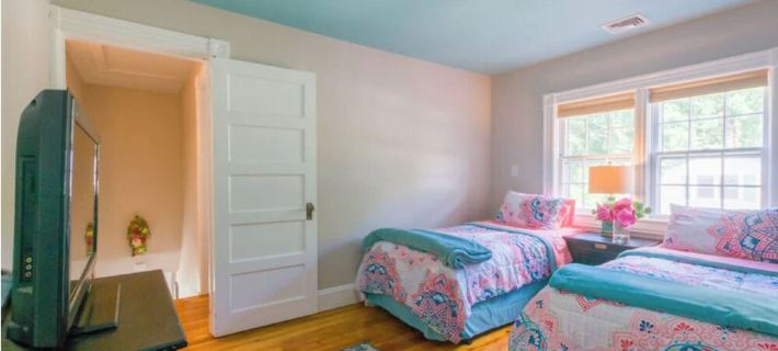 Right on the Cape Cod Canal and bike path! Hotels in Bourne