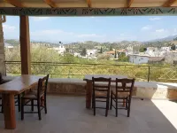 Studio Red Beach, fantastic gallery bedroom