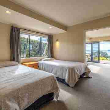 Trelawny, Double Bay Views Rooms