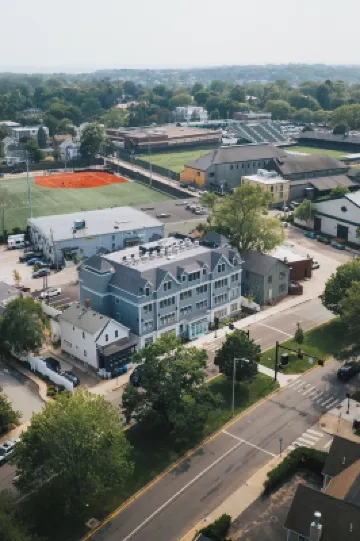 Island House Newport Hotels in Newport