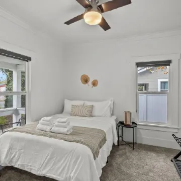 2BR Homey Cottage near Rosebowl - Free Parking