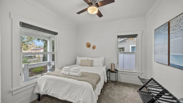 2BR Homey Cottage near Rosebowl - Free Parking