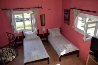 Spacious Private Villa AKOBARA, 2km from city center Các khách sạn ở Kanali